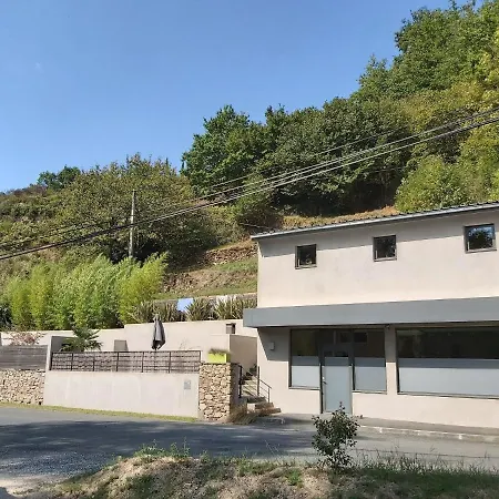 Molly * Entraygues-sur-Truyère