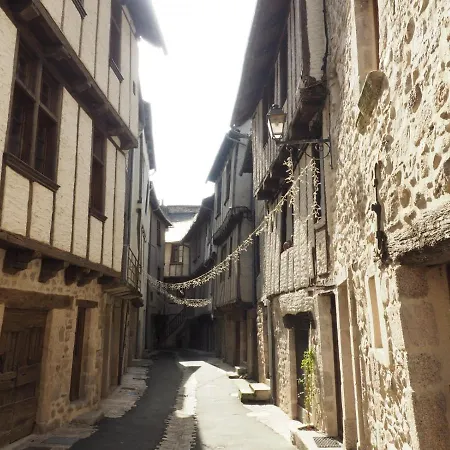 Molly Hébergement de vacances Entraygues-sur-Truyère