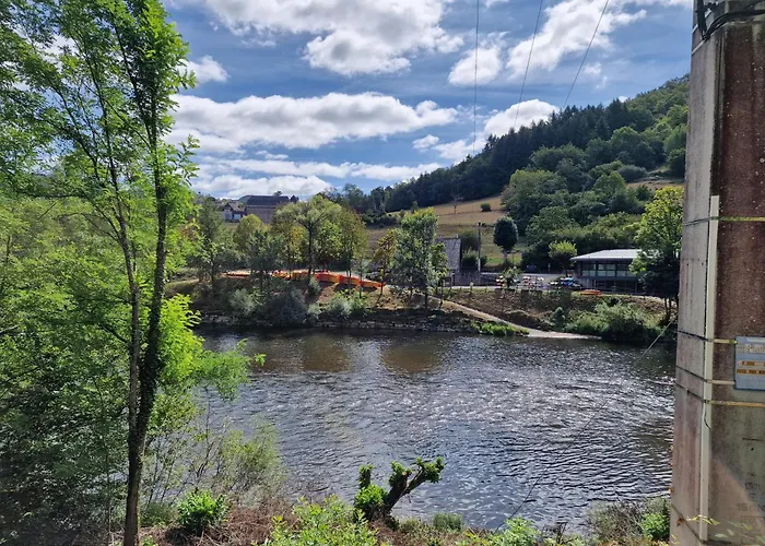 Molly Entraygues-sur-Truyère